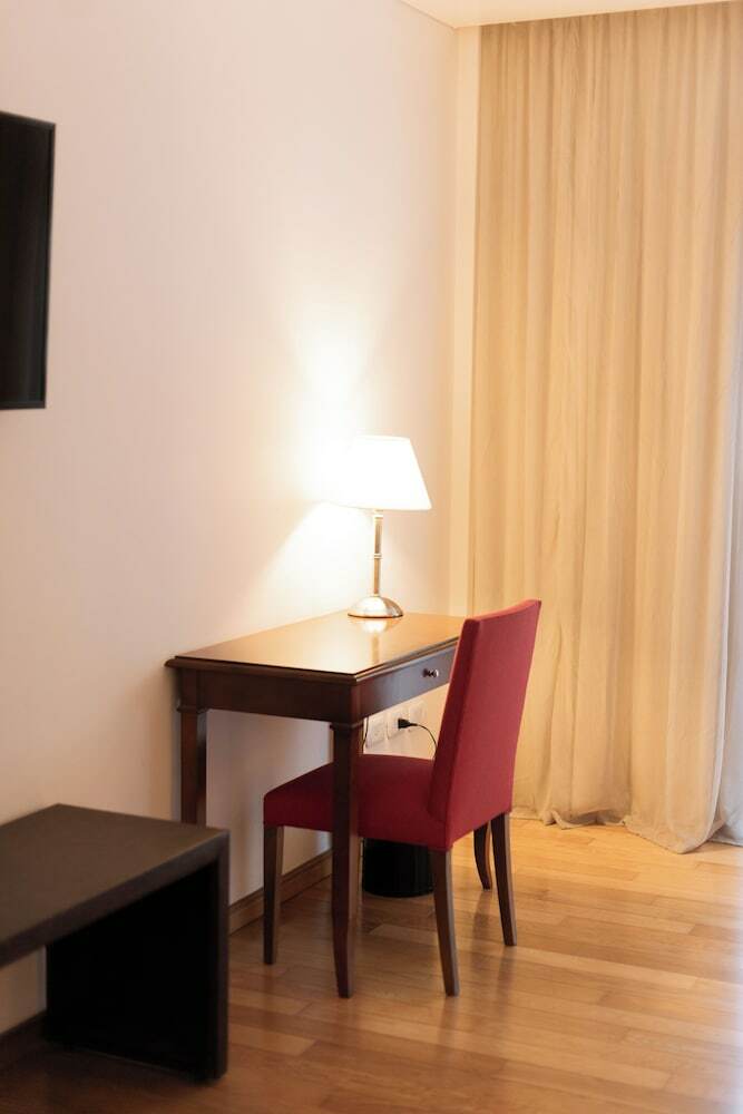 Hotel Plaza Central Canning
