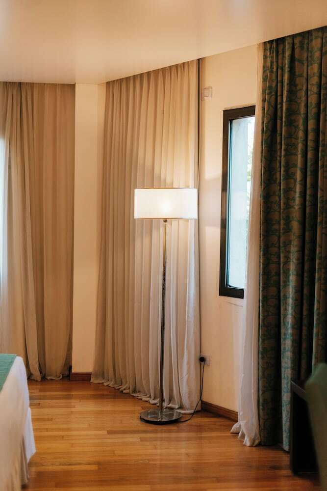 Hotel Plaza Central Canning
