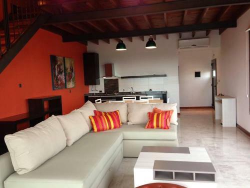 Las Piedras Vip Lodging