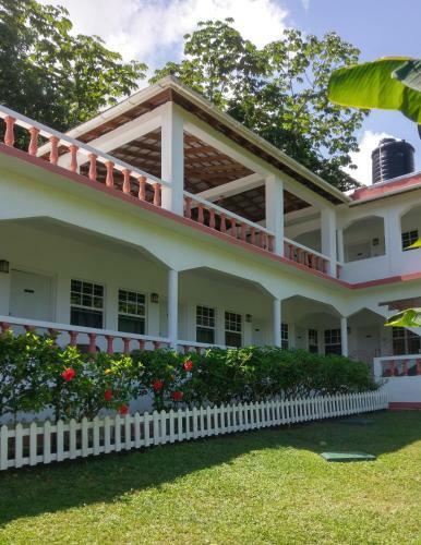 Hostal Polish Princess Guest House