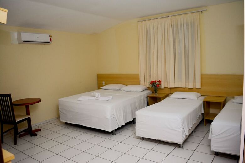 Hotel Sambaquis