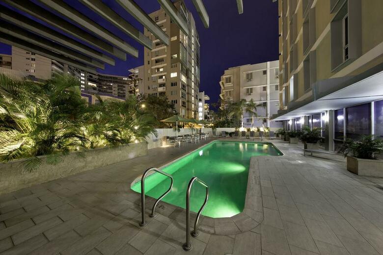 Hotel Courtyard By Marriott San Juan Miramar