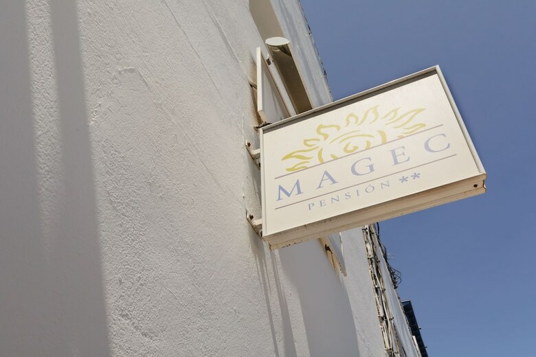 Hostal Pensi�n Magec