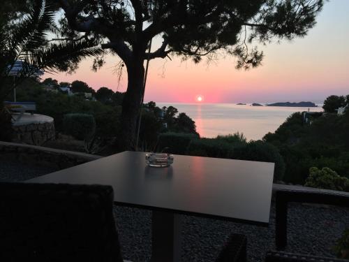 Hostal Cala Moli