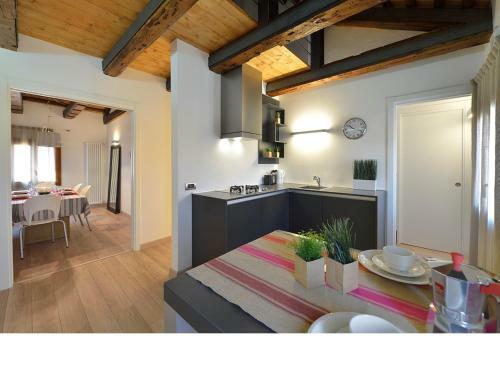 Sea To Sky Apartments Faville