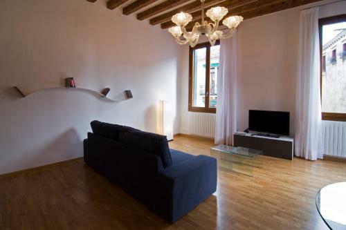 Sarai Apartments
