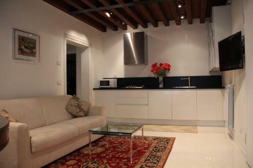 Sarai Apartments
