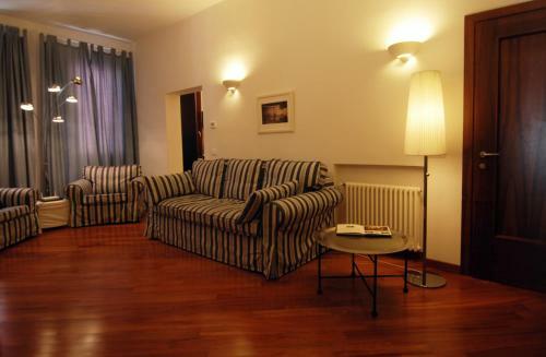 Sarai Apartments