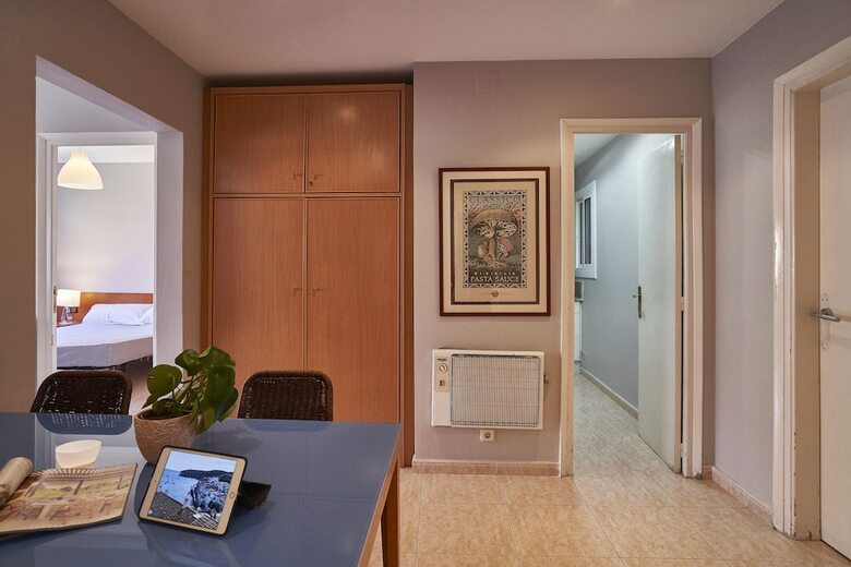 Ainb Diagonal Francesc Maci� Apartments