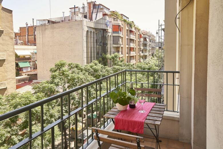 Ainb Diagonal Francesc Maci� Apartments