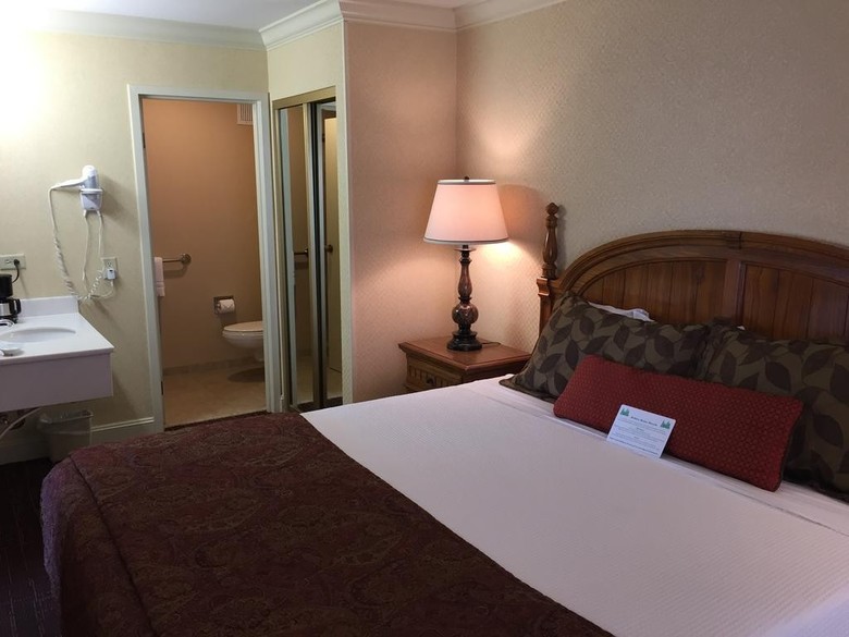 Hotel Lombard Motor Inn