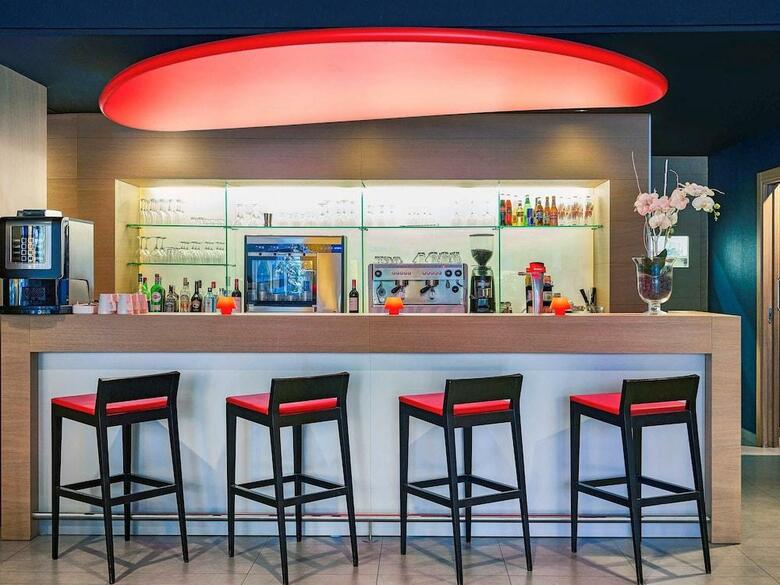 Hotel Ibis Barcelona Centro (sagrada Familia)
