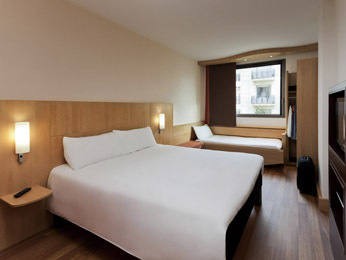 Hotel Ibis Barcelona Centro (sagrada Familia)