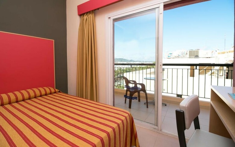 The Red Hotel By Ibiza Feeling
