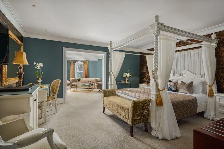 Muckross Park Hotel And Cloisters Spa
