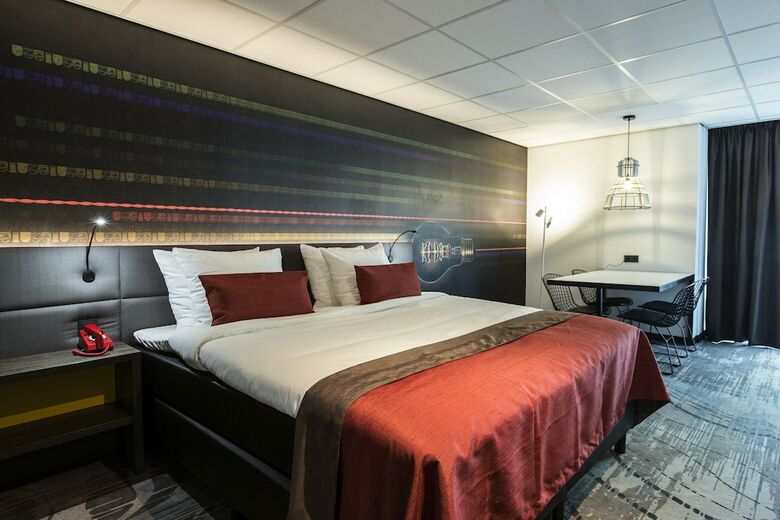 Crown Hotel Eindhoven Centre