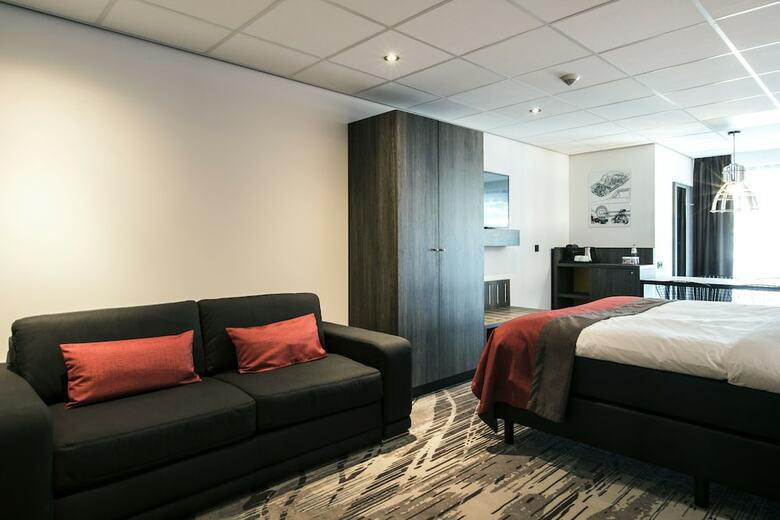 Crown Hotel Eindhoven Centre