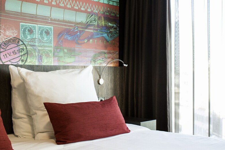 Crown Hotel Eindhoven Centre