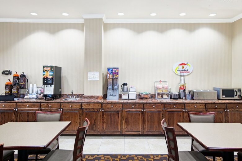 Hotel Super 8 Iah West/greenspoint