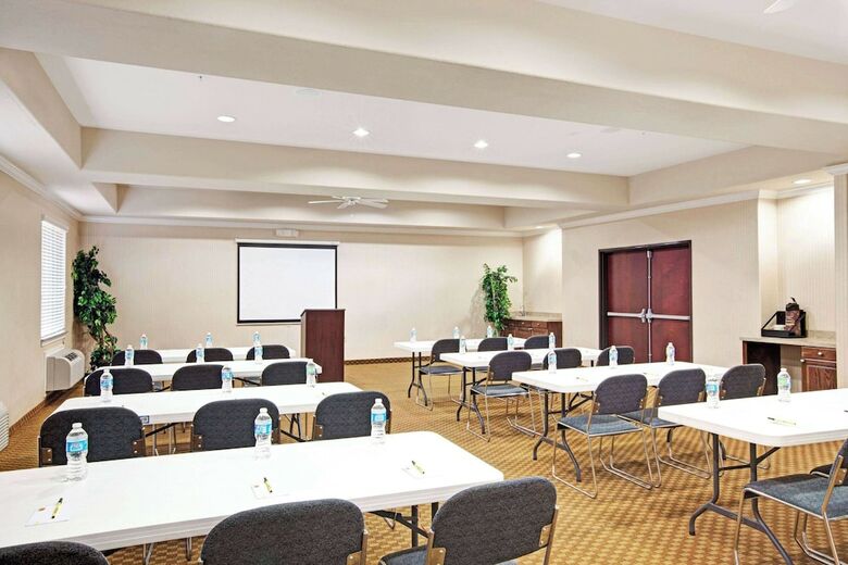 Hotel Super 8 Iah West/greenspoint