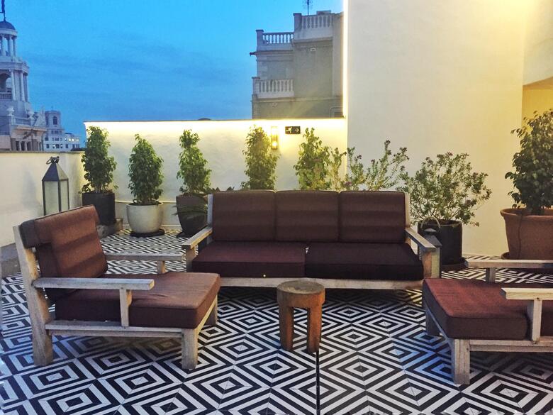 Hotel H10 Metropolitan