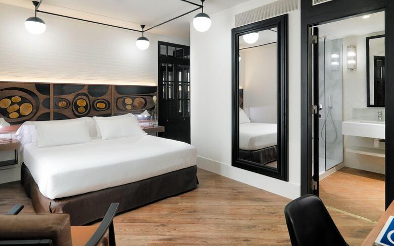 Hotel H10 Metropolitan
