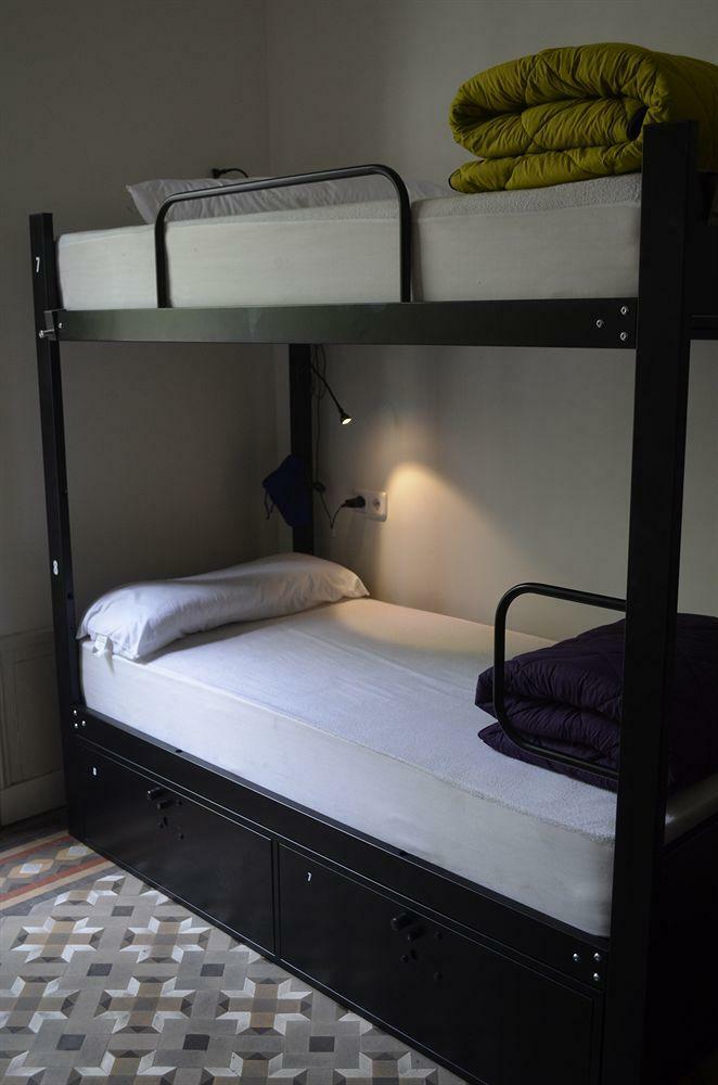 360 Hostel Barcelona Arts&culture