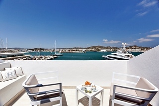 Hostal La Marina