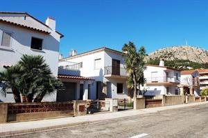 Villa Tropik
