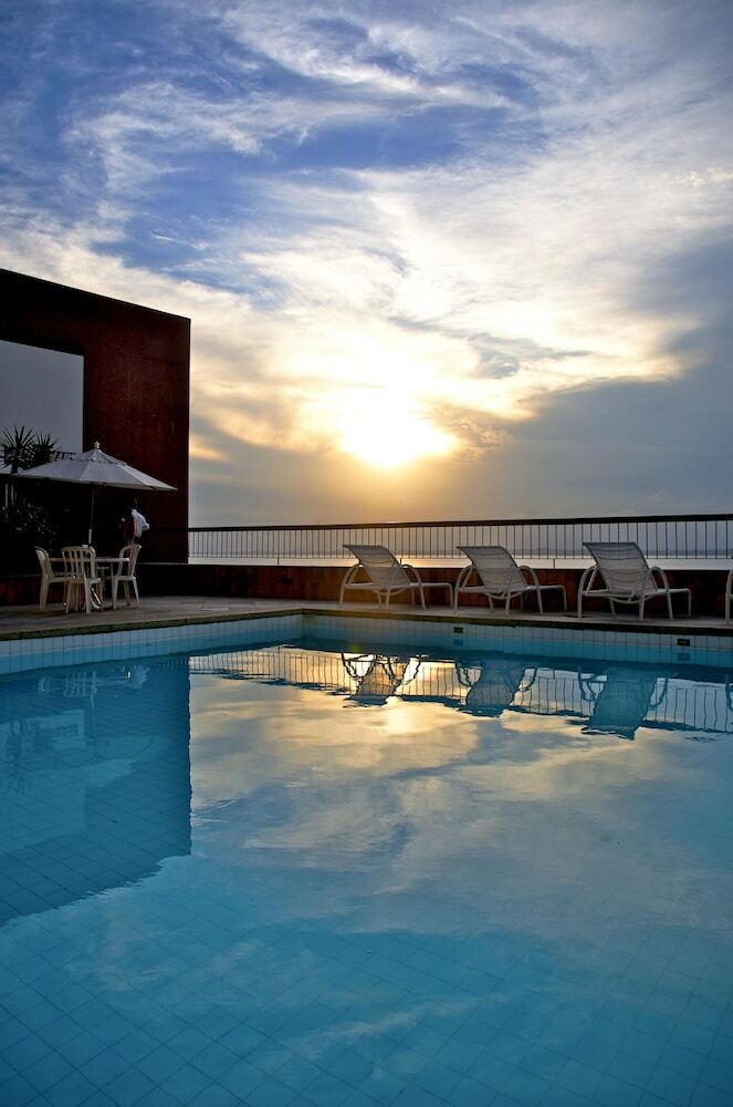 Hotel Sol Victoria Marina