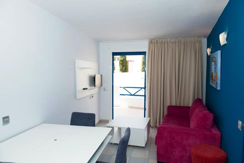 Apartamentos Caribe II