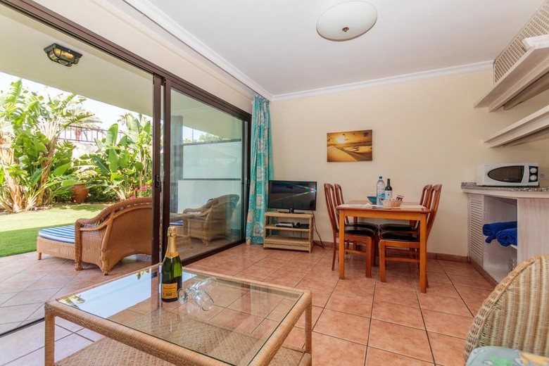 Vip Apartamentos Nogal- Adults Only