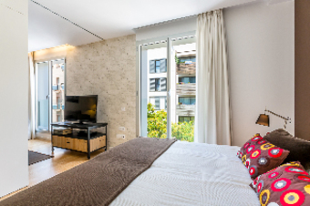 Apartamentos Homearound Rambla Suite & Pool