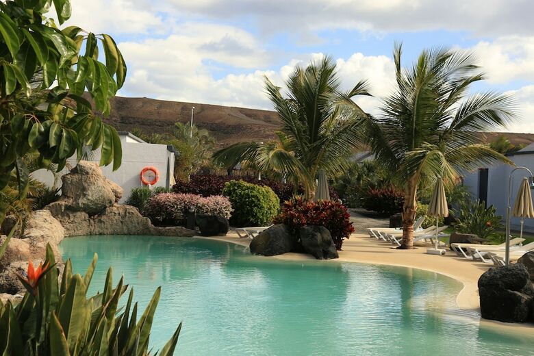 Hotel Romantic Fantasia Dreams
