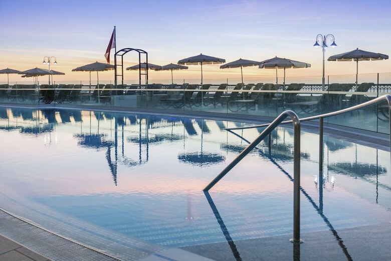 Hotel Club Cala Blanca