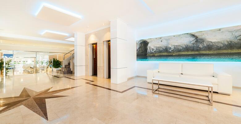 Hotel Globales Lord Nelson Adults Only