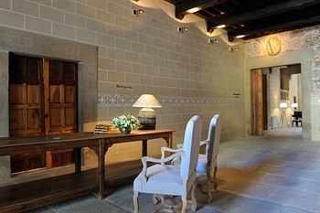 Hotel Palacio Carvajal Giron