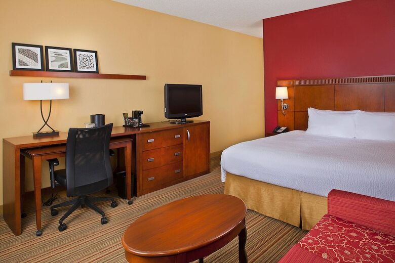 Hotel Courtyard By Marriott Orlando Airport