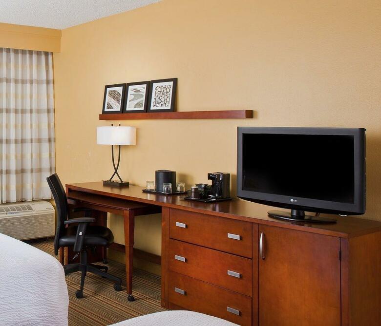 Hotel Courtyard By Marriott Orlando Airport