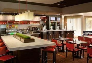 Hotel Courtyard By Marriott Orlando Airport