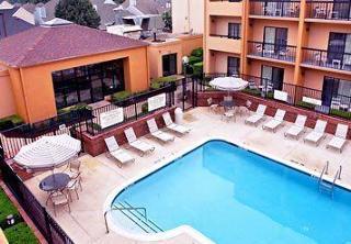Hotel Courtyard By Marriott Dallas/lbj At Josey