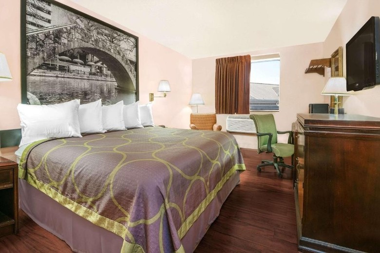 Hotel Super 8 San Antonio - I35 North