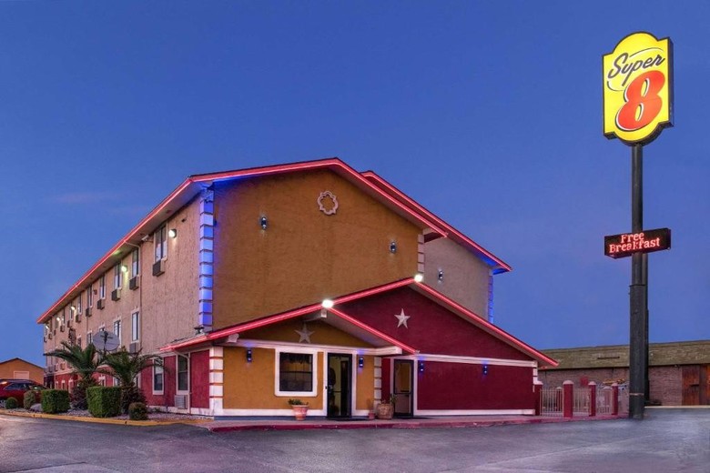 Hotel Super 8 San Antonio - I35 North