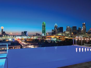 Hotel Nylo Dallas South Side