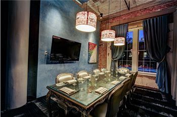 Hotel Nylo Dallas South Side