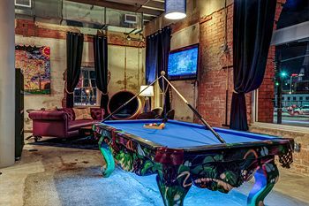 Hotel Nylo Dallas South Side
