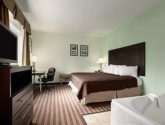 Hotel Days Inn And Suites Dallas