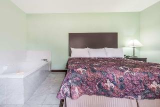 Hotel Days Inn And Suites Dallas