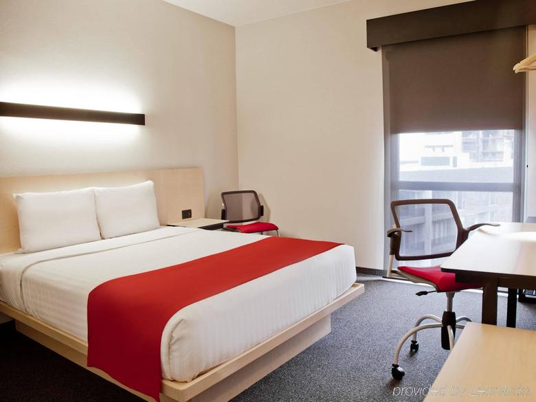Hotel City Express Plus Monterrey Nuevo Sur