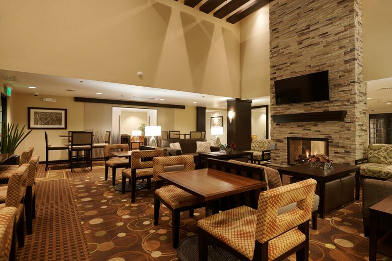 Hotel Staybridge Suites Chihuahua